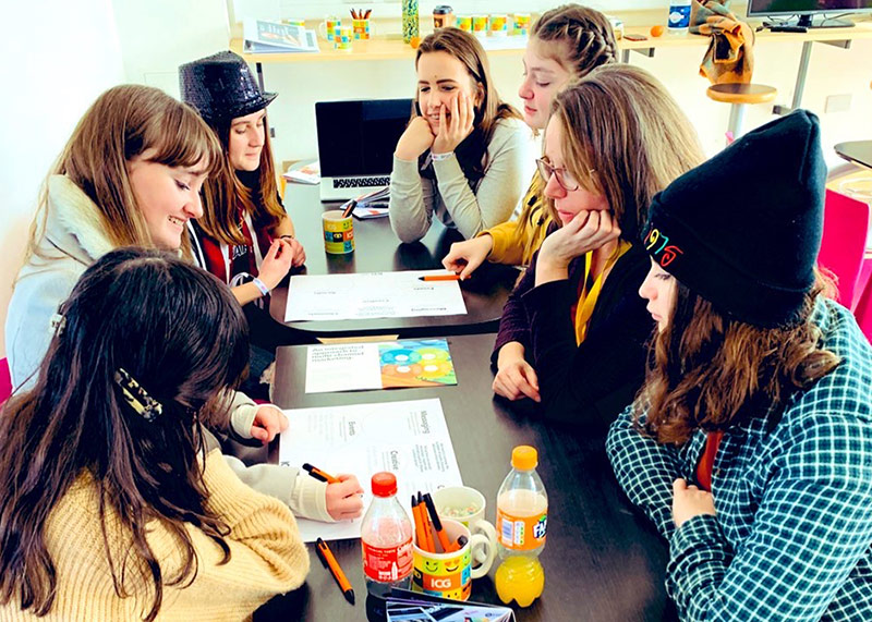 Girls just wanna have fun